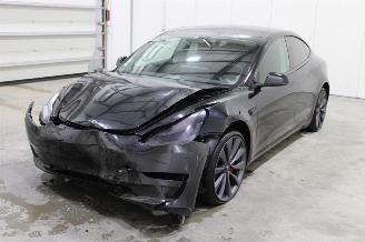 skadebil auto Tesla Model 3  2019/12