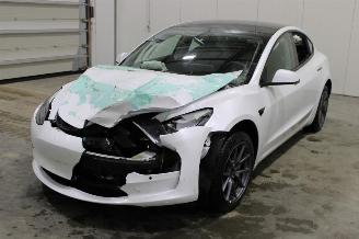 skadebil auto Tesla Model 3  2022/2
