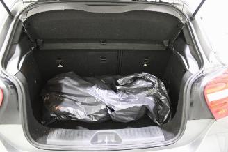 Mercedes A-klasse A 200 picture 19