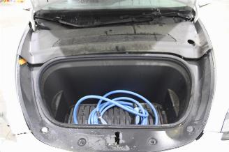 Tesla Model Y  picture 24