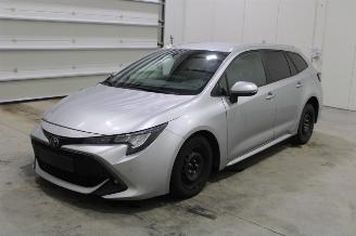 damaged passenger cars Toyota Corolla  2022/3