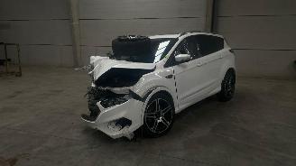 Uttjänta bilar auto Ford Kuga  2019/2
