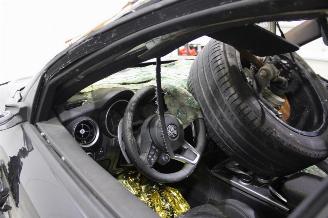 Alfa Romeo Stelvio  picture 9