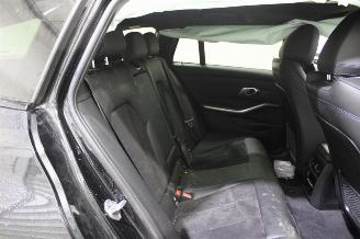 BMW 3-serie 320 picture 11
