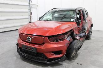 krockskadad bil auto Volvo XC40 XC 40 2021/10