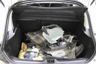 Renault Clio  picture 22