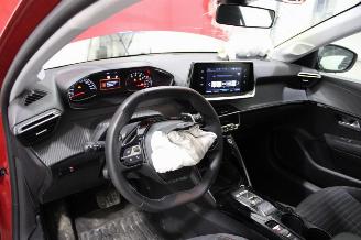 Peugeot 208  picture 10