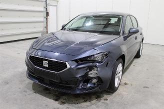 Damaged car Seat Leon  2025/2