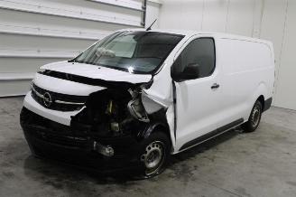 Unfallwagen Opel Vivaro  2024/4