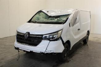 škoda osobní automobily Renault Trafic  2025/5