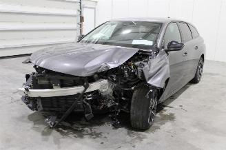 Coche accidentado Peugeot 308  2023/4