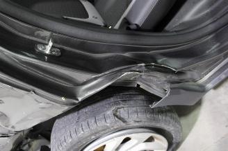 Opel Crossland X picture 23