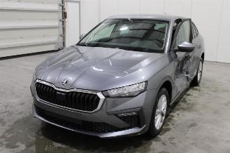 krockskadad bil auto Skoda Scala  2025/2