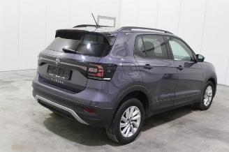 Volkswagen T-Cross  picture 3