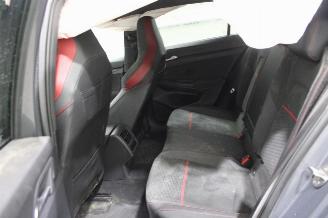 Volkswagen Golf  picture 12