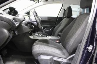 Peugeot 308  picture 10