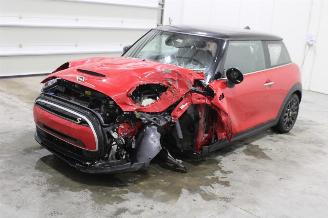 damaged passenger cars Mini Cooper SE 2023/11