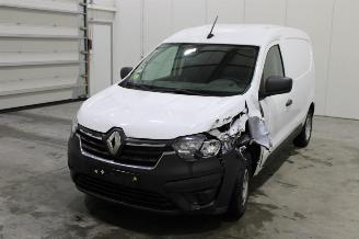 krockskadad bil auto Renault Express  2022/6
