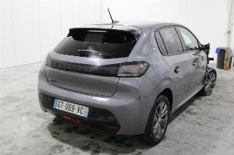 Peugeot e-208  picture 3