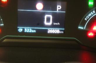 Peugeot e-208  picture 13