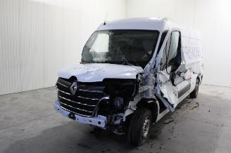 Vrakbiler auto Renault Master  2024/8