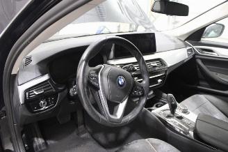 BMW 5-serie 520 picture 10