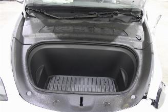 Tesla Model Y  picture 15