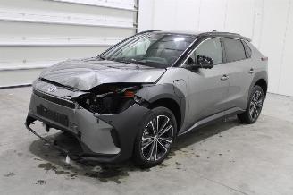 Coche accidentado Toyota bZ4X  2025/5