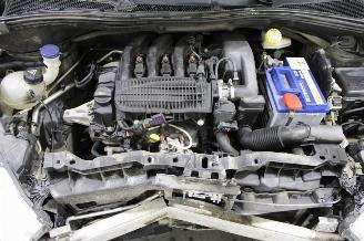 Peugeot 208  picture 15