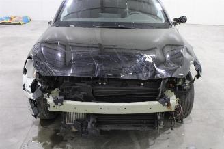 Peugeot 208  picture 8