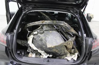 Peugeot 208  picture 21