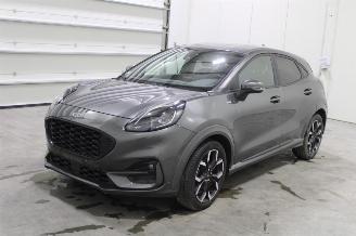 krockskadad bil auto Ford Puma  2021/3