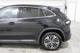 Mercedes EQA  picture 21