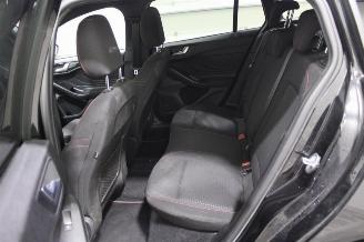 Ford Focus  picture 11