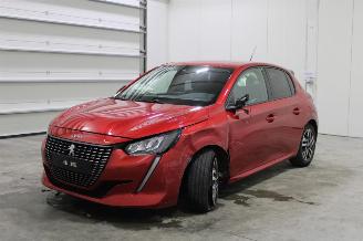 Peugeot 208  picture 2