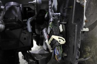 Ford Kuga  picture 24