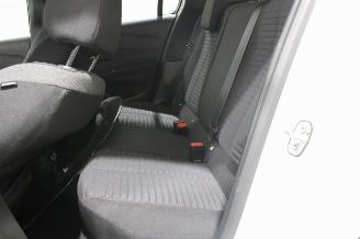 Peugeot e-208  picture 12