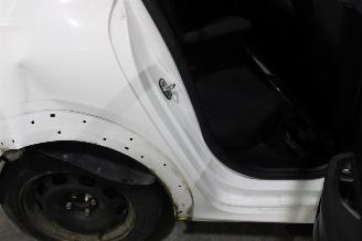 Peugeot e-208  picture 23