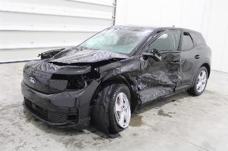 krockskadad bil auto Ford Explorer  2025/11