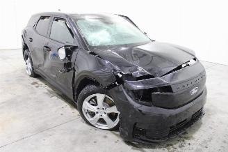 Ford Explorer  picture 2