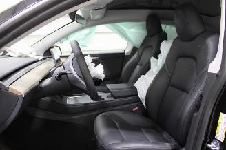 Tesla Model Y  picture 10