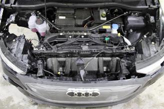 Audi Q4 e-tron picture 16