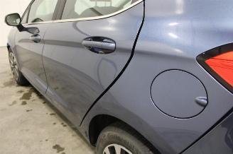 Ford Fiesta  picture 6