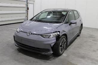 skadebil auto Volkswagen ID.3  2023/1