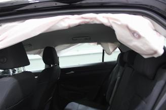 Volkswagen Golf  picture 9