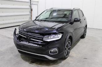 Damaged car Volkswagen T-Cross  2021/6