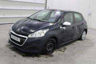 Purkuautot passenger cars Peugeot 208  