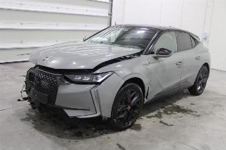 krockskadad bil auto DS Automobiles DS 4 DS4 2022/3