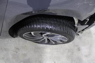 Volkswagen Golf  picture 6