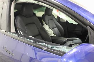 Tesla Model Y  picture 7